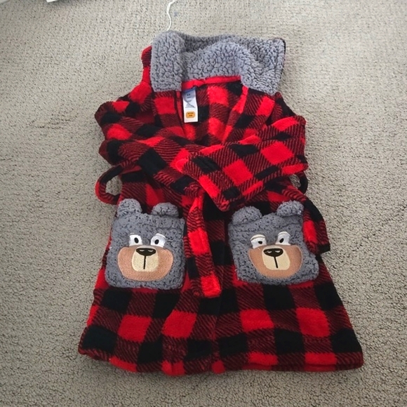 Robe & PJs - Picture 2 of 4